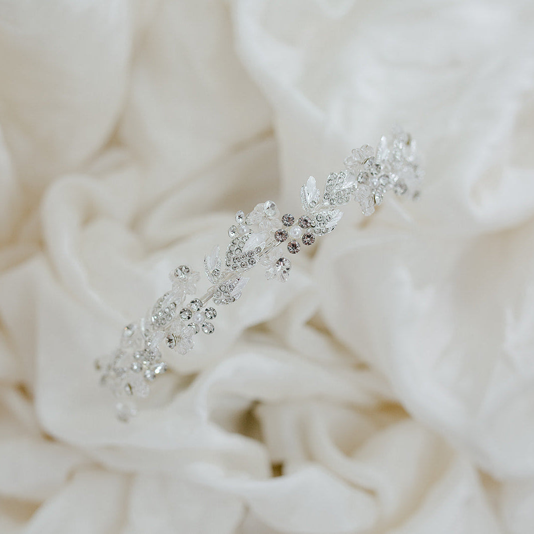 Delicate silver crystal, pearl & diamante bridal tiara.